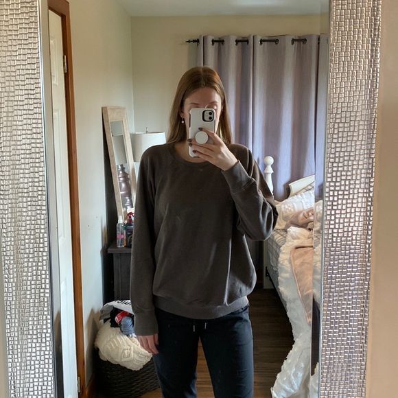 Aerie Oversized CrewNeck sweater - Picture 2 of 3